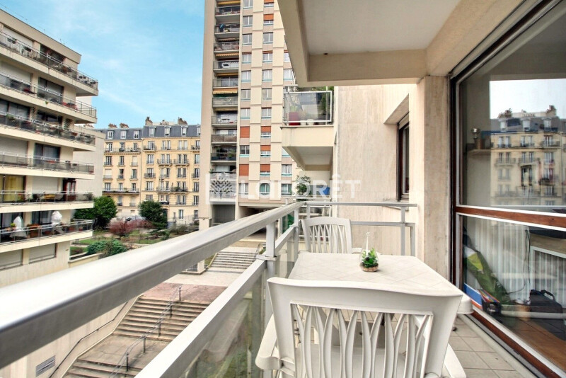 Appartement T1 Paris 20